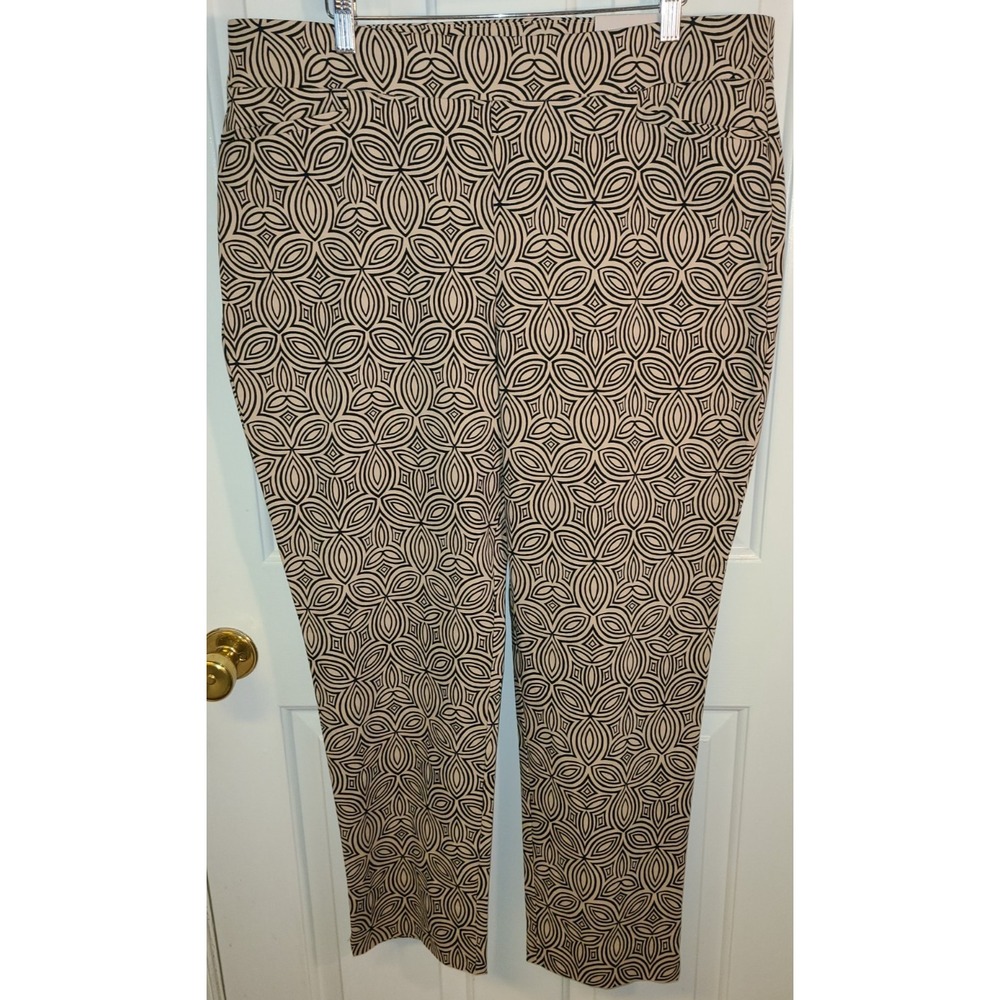 NEW Chico's Women's Size 3 (16) Brown GEO Print So Slimming Brigitte Pants ($89)